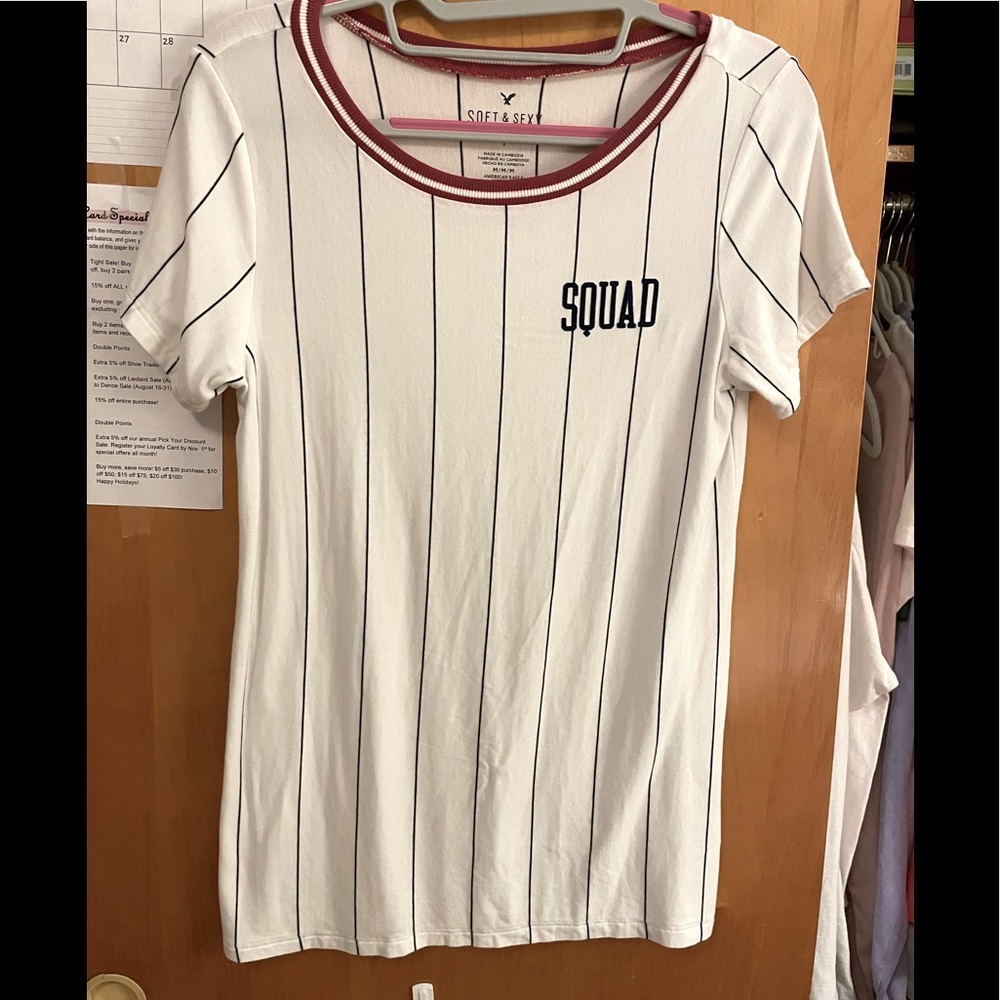 American Eagle Tee. Size Medium